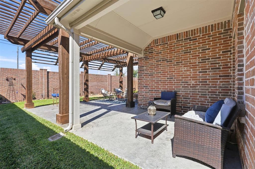 525 Yellowstone Drive, Celina, TX 75009 525 Yellowstone Drive, Celina, TX 75009