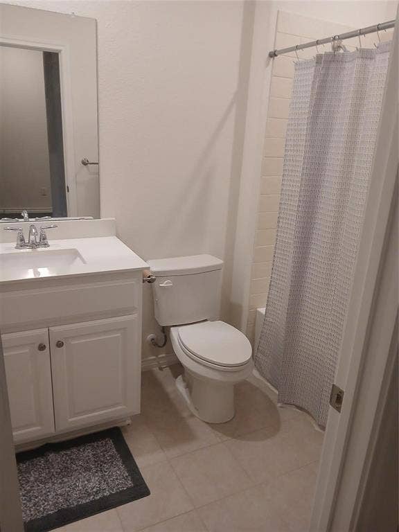 Upstairs Bathroom 2
