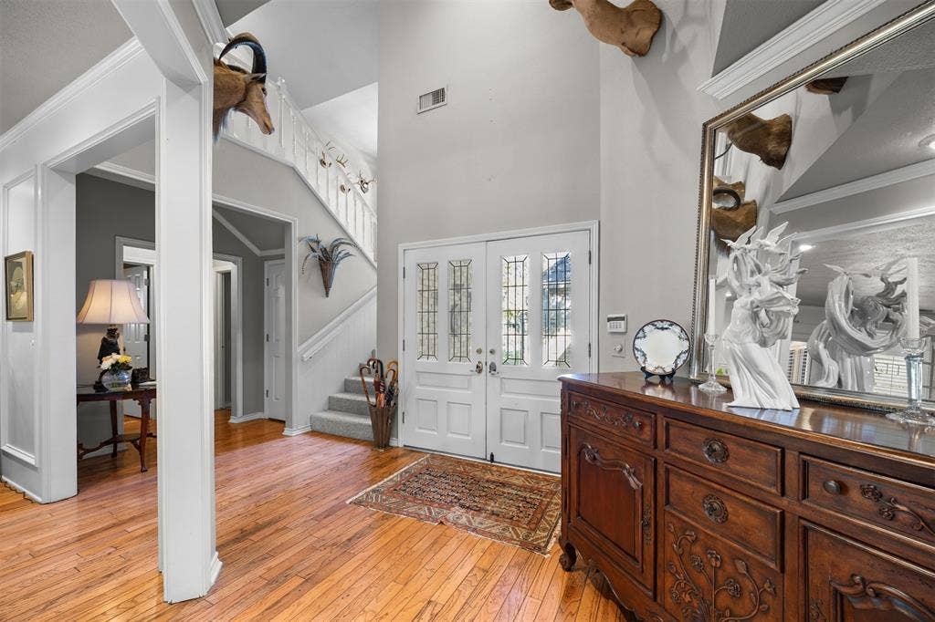 16024 Chalfont Circle, Dallas, TX 75248