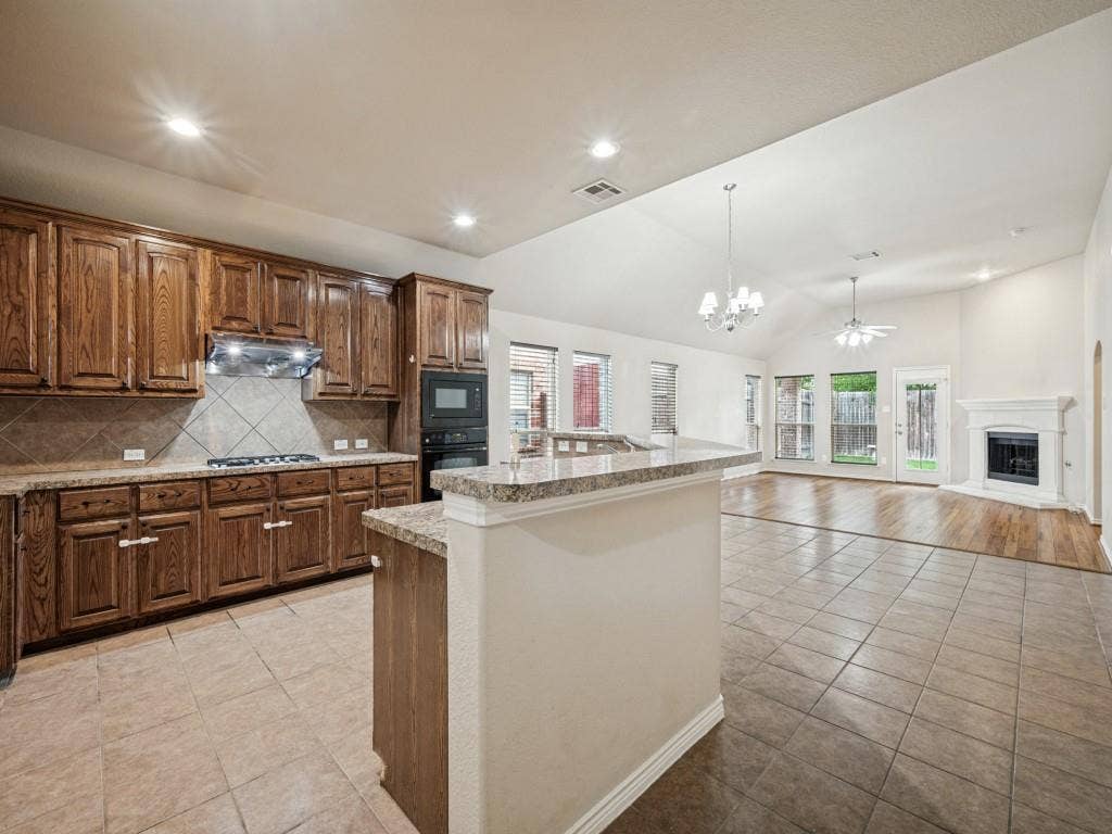 1513 Enchanted Rock Trail, McKinney, TX 75072 1513 Enchanted Rock Trail, McKinney, TX 75072