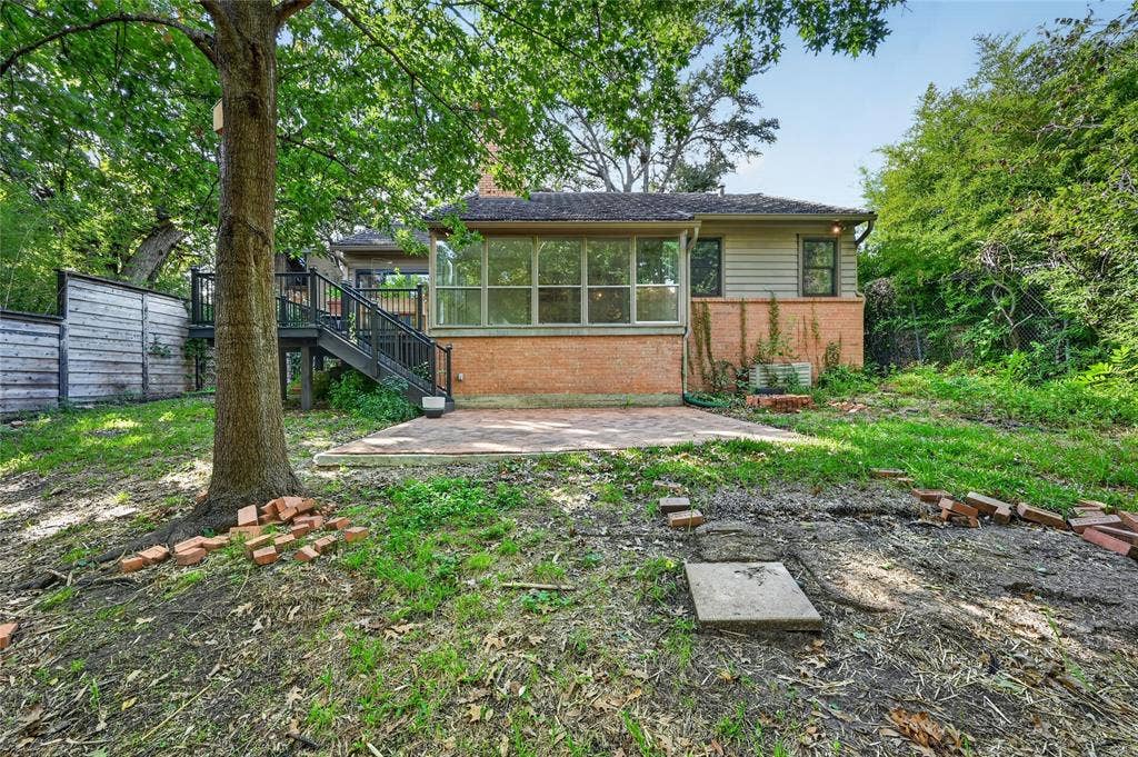 2518 Maple Springs Boulevard, Dallas, TX 75235