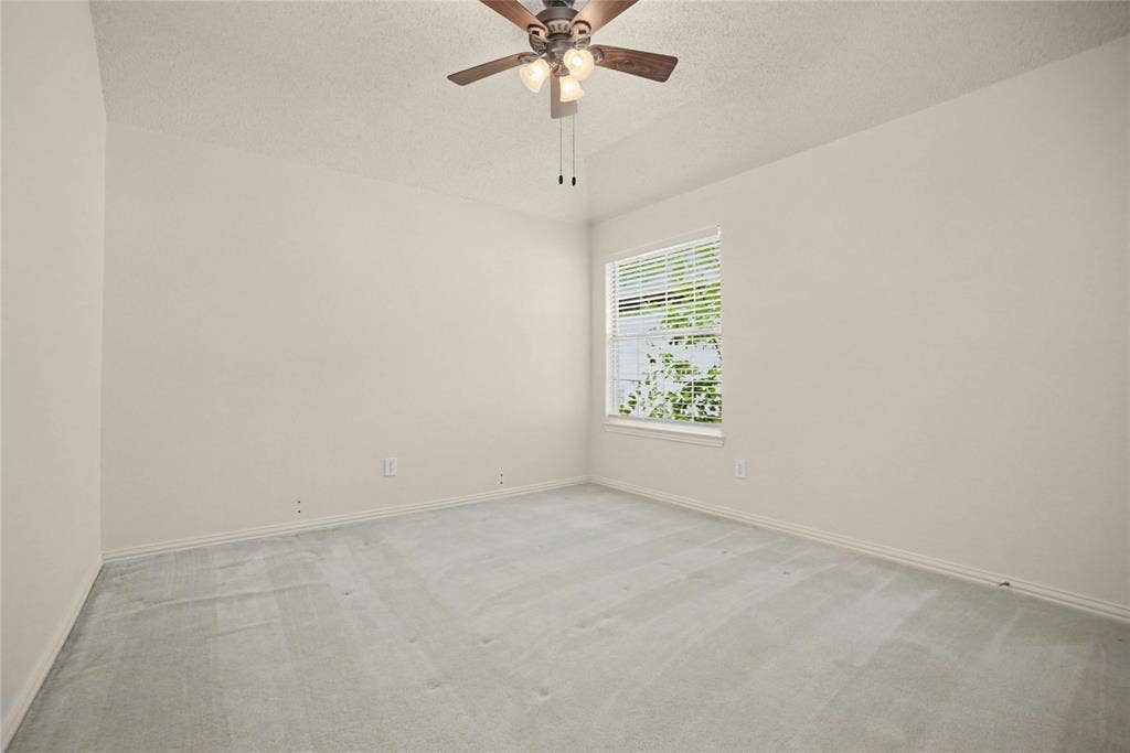 UPSTAIRS- 4th Bedroom