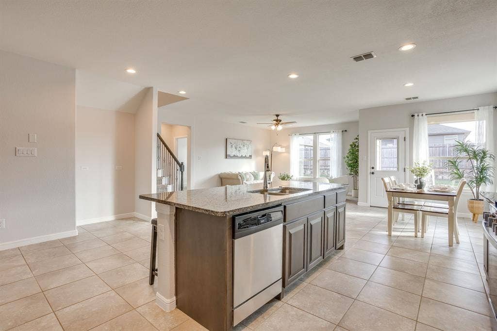 1203 Tiburon Trail, Cleburne, TX 76033