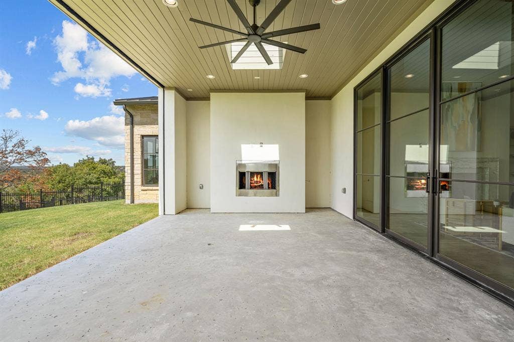 4516 Chablis Drive, Fort Worth, TX 76126