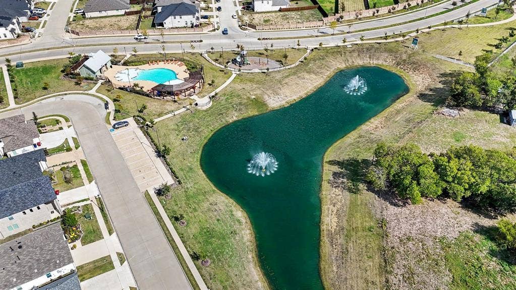 2413 Gaulding Street, Royse City, TX 75189 2413 Gaulding Street, Royse City, TX 75189
