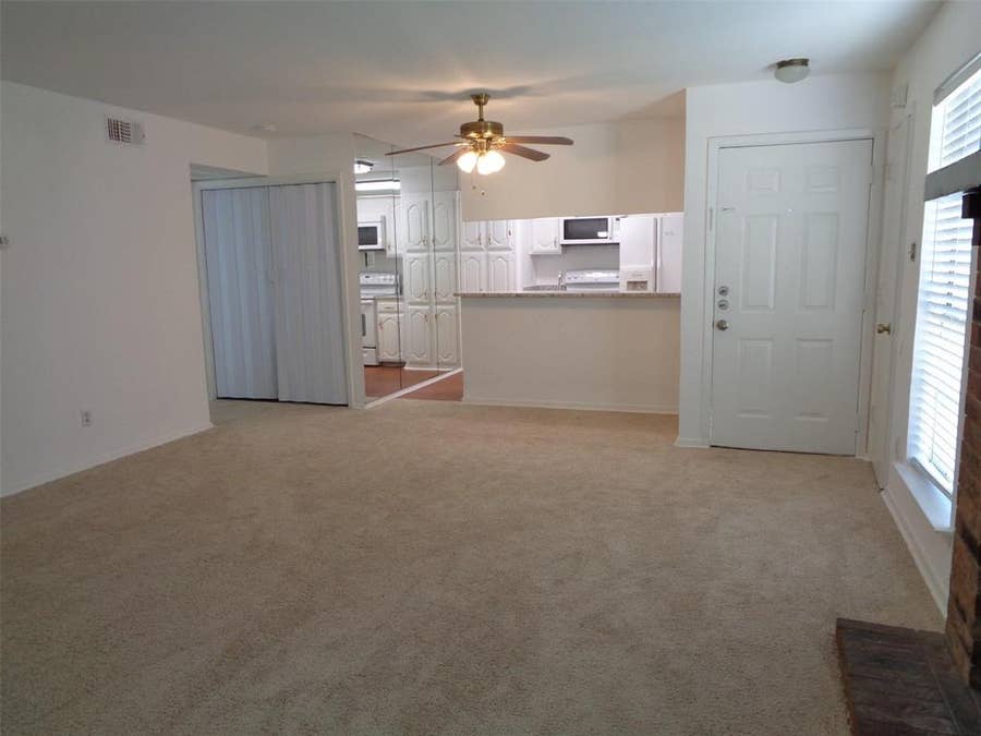 Property photo for 909 Turtle Cove, #141, Irving, TX