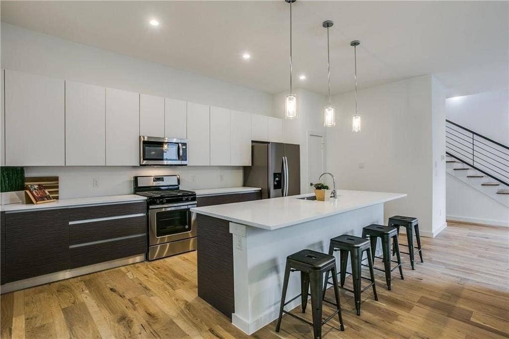 2627 Kimsey Drive, #104, Dallas, TX 75235 2627 Kimsey Drive, #104, Dallas, TX 75235
