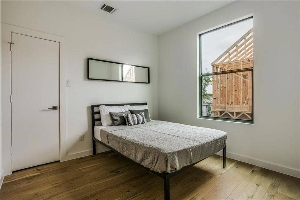 2627 Kimsey Drive, #104, Dallas, TX 75235 2627 Kimsey Drive, #104, Dallas, TX 75235