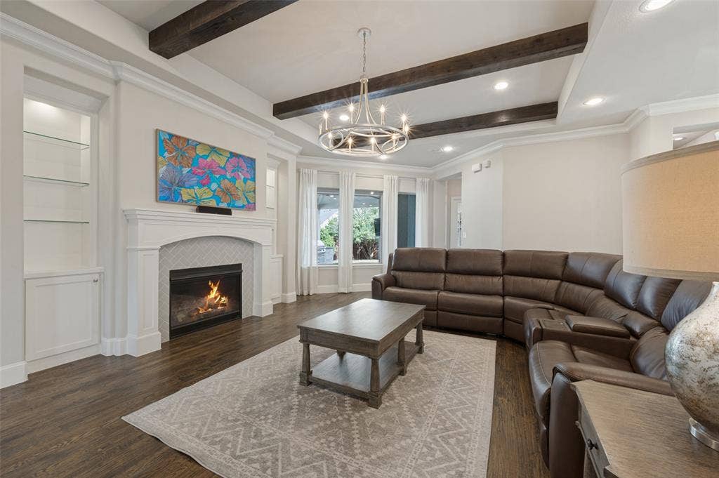 Living Room w/Fireplace