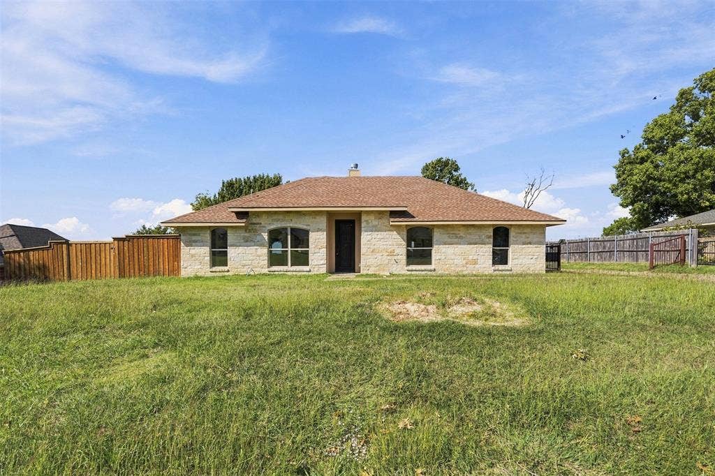 7105 Hunt Lane, Rockwall, TX 75087 7105 Hunt Lane, Rockwall, TX 75087
