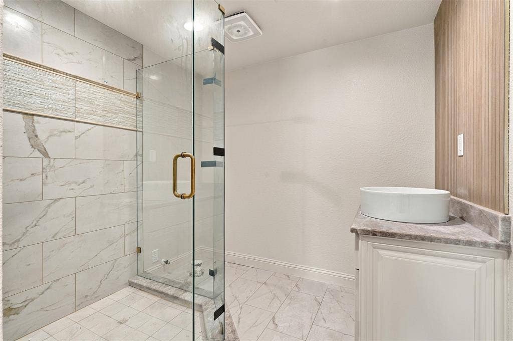 7105 Hunt Lane, Rockwall, TX 75087 Ensuite