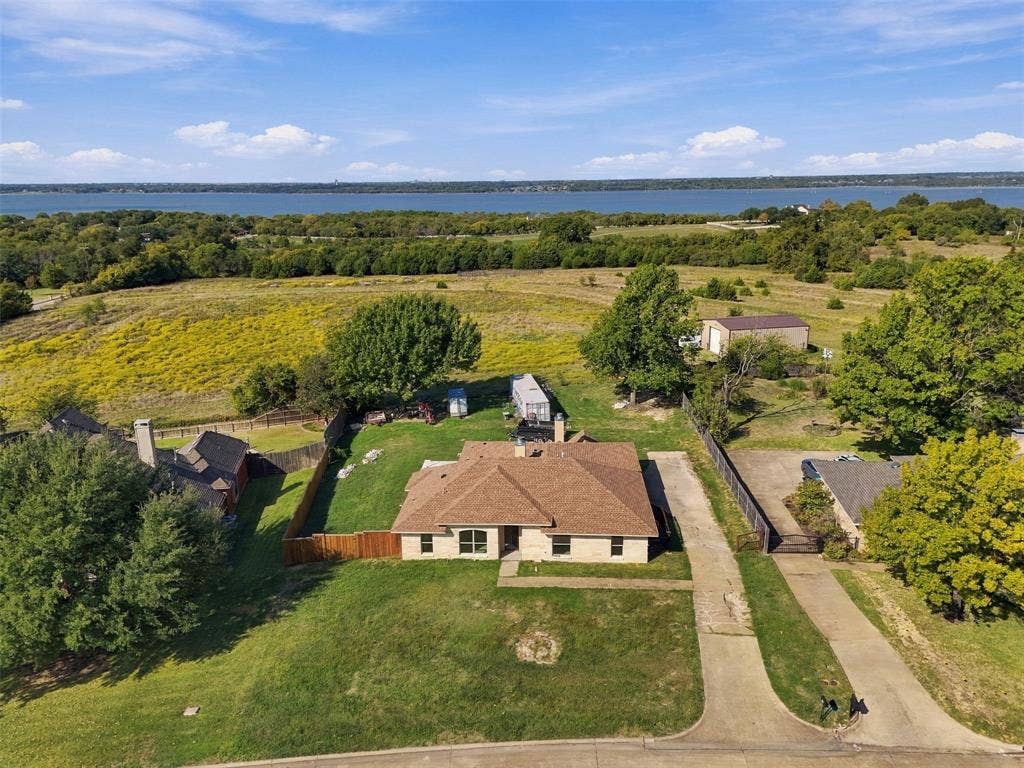 7105 Hunt Lane, Rockwall, TX 75087 Lake Ray Hubbard lake view