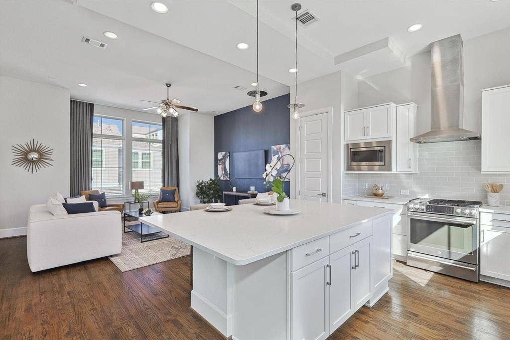 1958 Kessler Heights Lane, Dallas, TX 75208