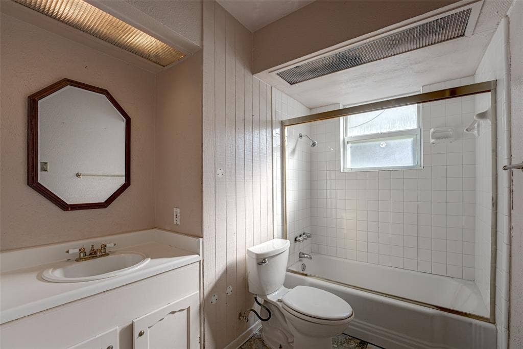 2906 Windmill Lane, Farmers Branch, TX 75234