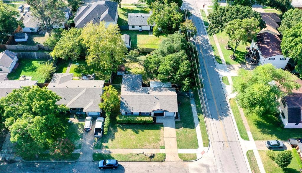 2906 Windmill Lane, Farmers Branch, TX 75234