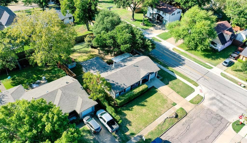2906 Windmill Lane, Farmers Branch, TX 75234
