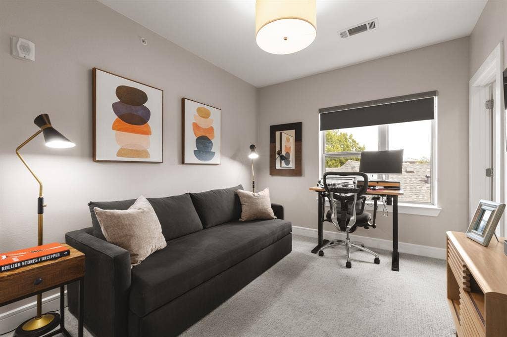 5718 Mccommas Boulevard, #302, Dallas, TX 75206
