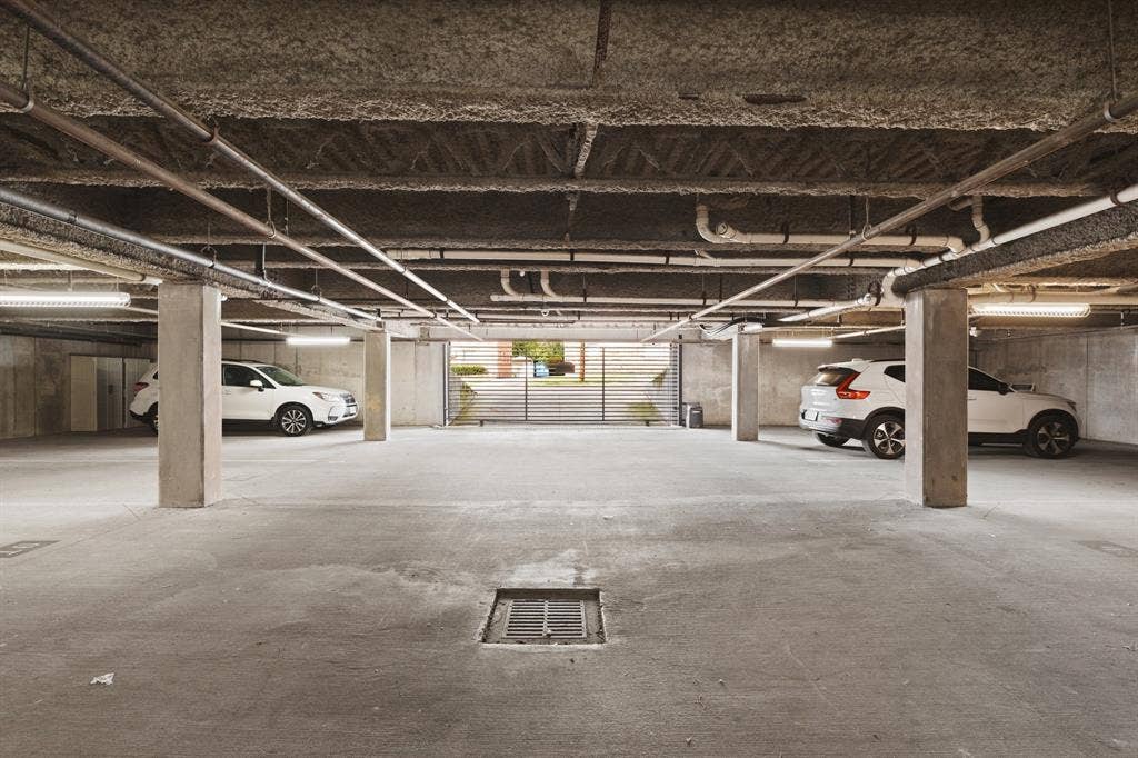 5718 Mccommas Boulevard, #302, Dallas, TX 75206