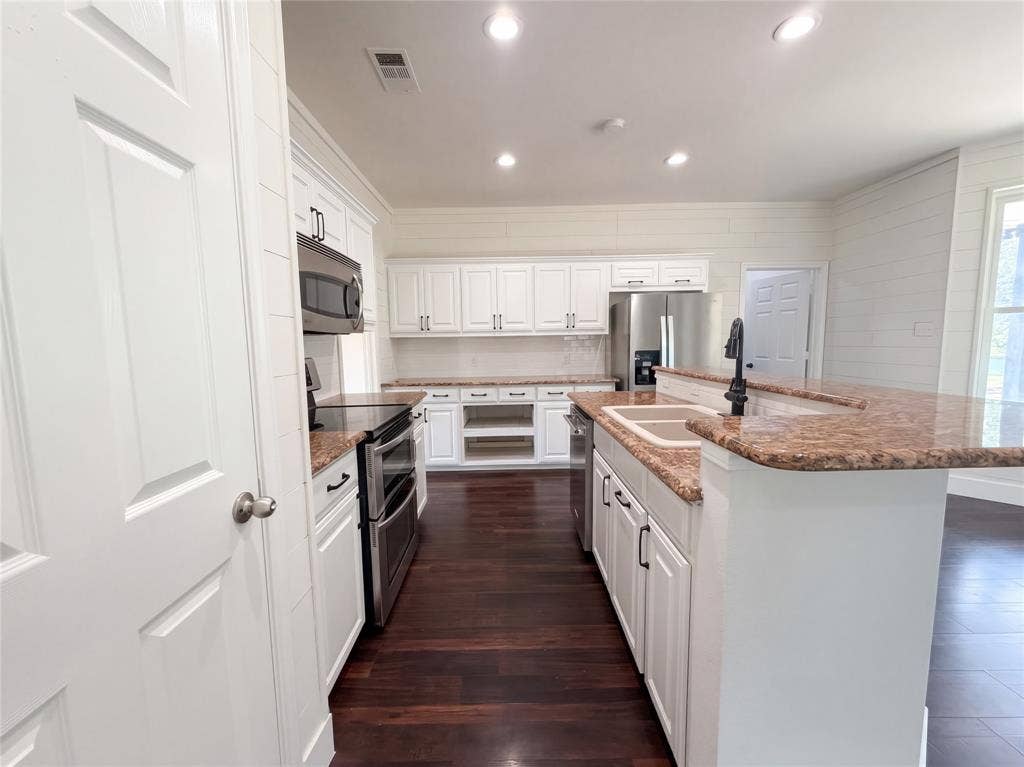 15936 County Road 566, Farmersville, TX 75442 15936 County Road 566, Farmersville, TX 75442