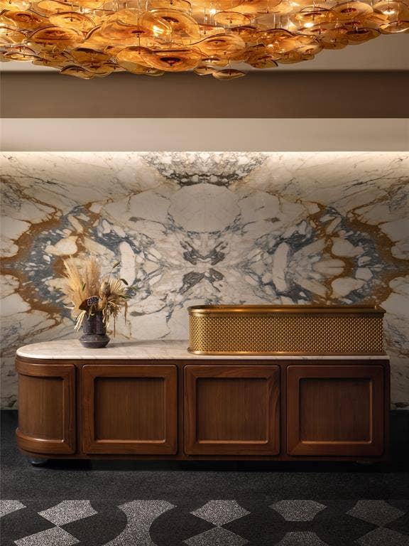 4205 Buena Vista Street, #502, Dallas, TX 75205 Residential Lobby