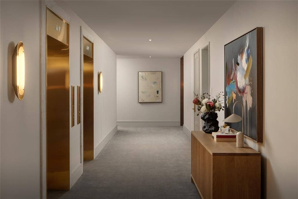 4205 Buena Vista Street, #502, Dallas, TX 75205 Residence Hallway