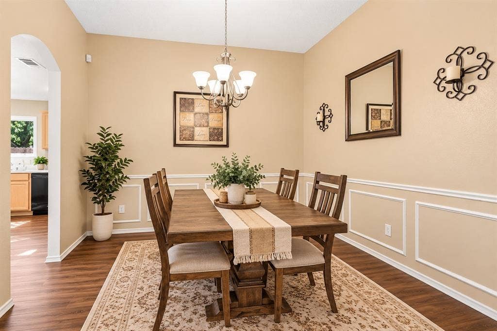 308 Candlestick Trail, Saginaw, TX 76179