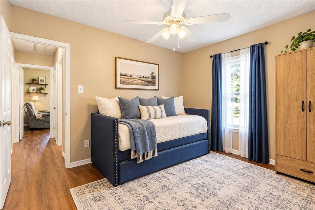 308 Candlestick Trail, Saginaw, TX 76179