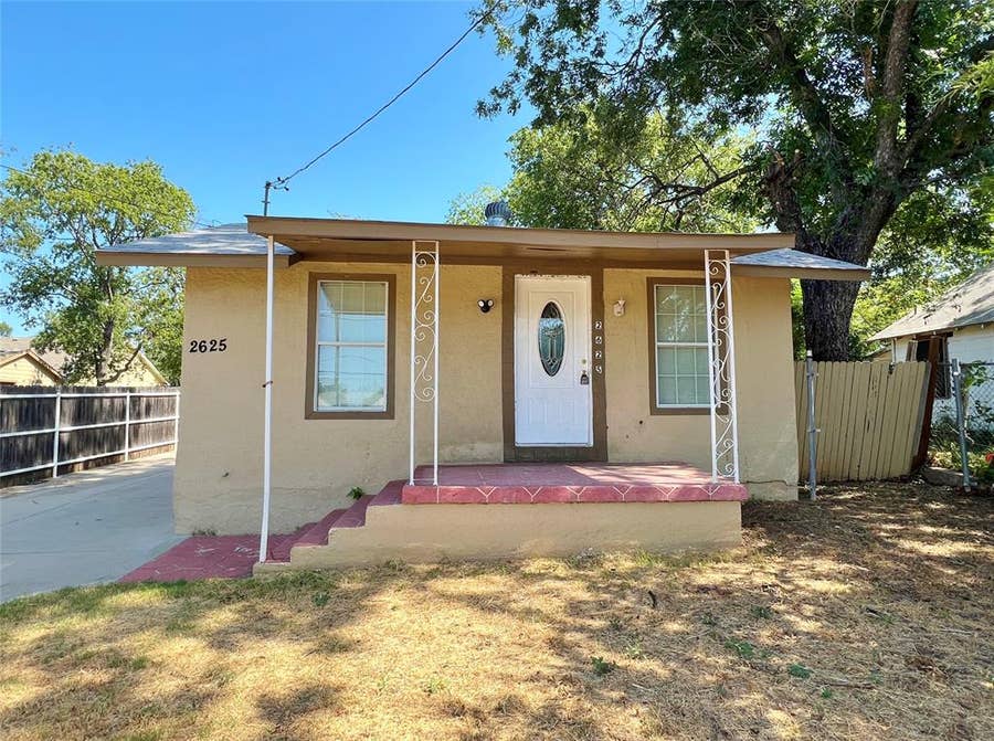 Property photo for 2625 E 12th Street, Fort Worth, TX
