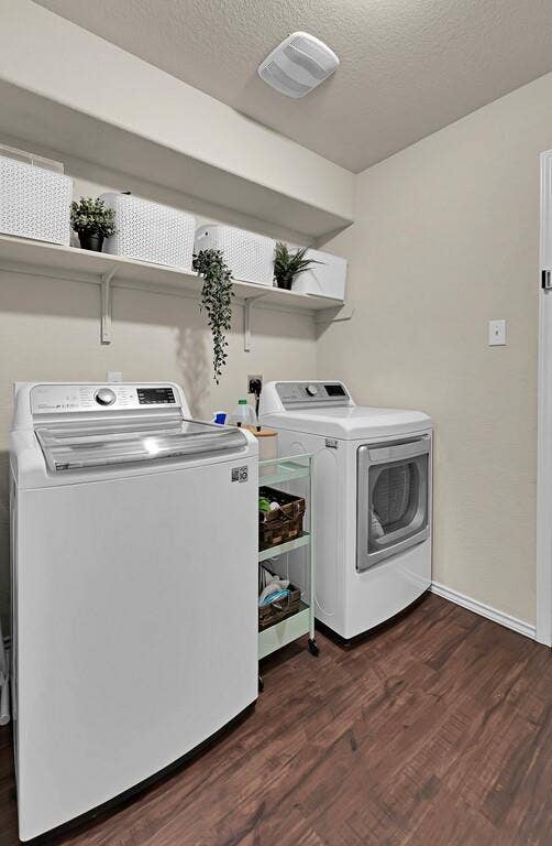 3200 Keathley Drive, Lorena, TX 76655 3200 Keathley Drive, Lorena, TX 76655