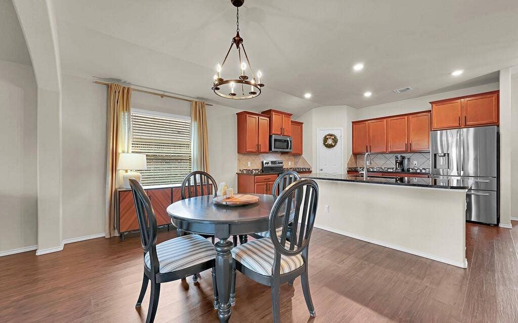 3200 Keathley Drive, Lorena, TX 76655 3200 Keathley Drive, Lorena, TX 76655