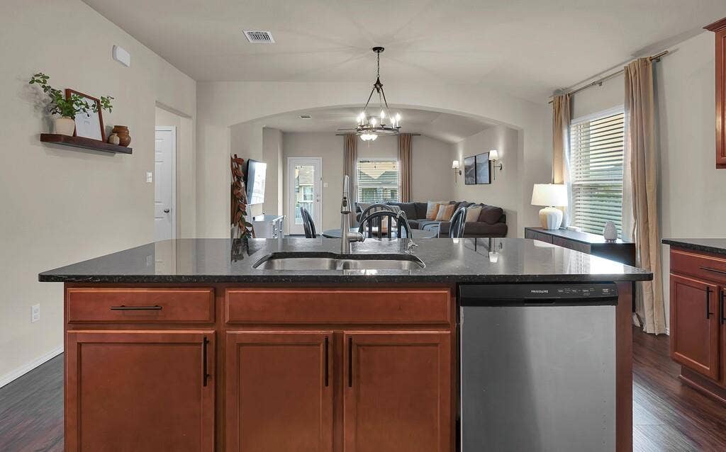 3200 Keathley Drive, Lorena, TX 76655 3200 Keathley Drive, Lorena, TX 76655