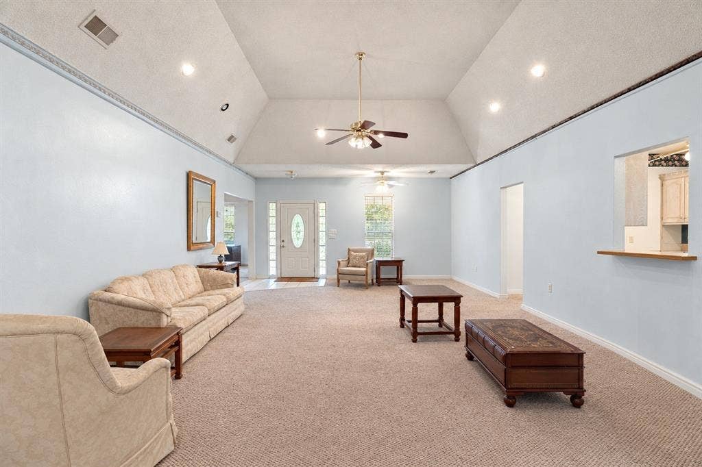 10297 Tealwood Drive, Wills Point, TX 75169 10297 Tealwood Drive, Wills Point, TX 75169