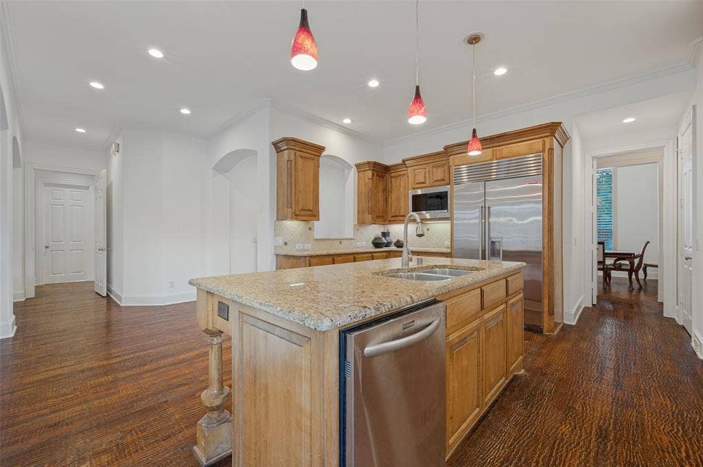 1604 Litchfield Drive, McKinney, TX 75071 1604 Litchfield Drive, McKinney, TX 75071