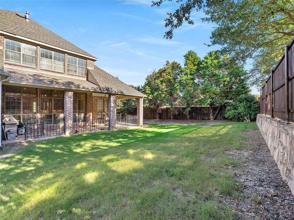 1604 Litchfield Drive, McKinney, TX 75071 1604 Litchfield Drive, McKinney, TX 75071