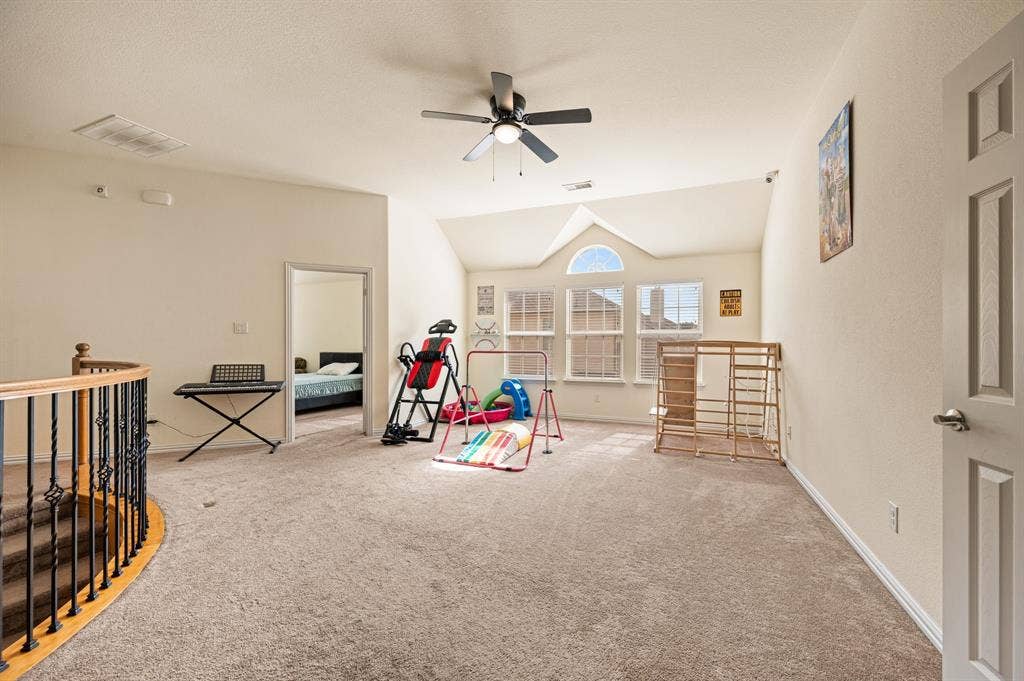 209 Chateau Avenue, Kennedale, TX 76060