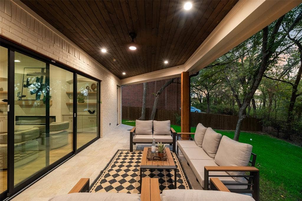 10 Brook Hollow Lane, Trophy Club, TX 76262