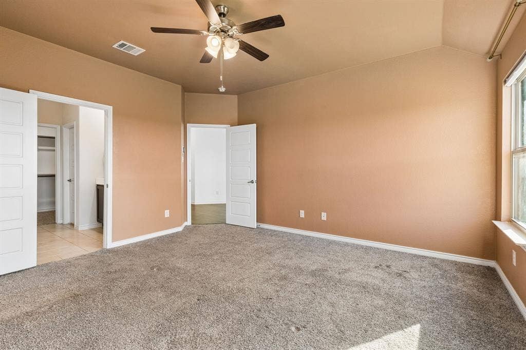 Master Bedroom/Master Bathroom
