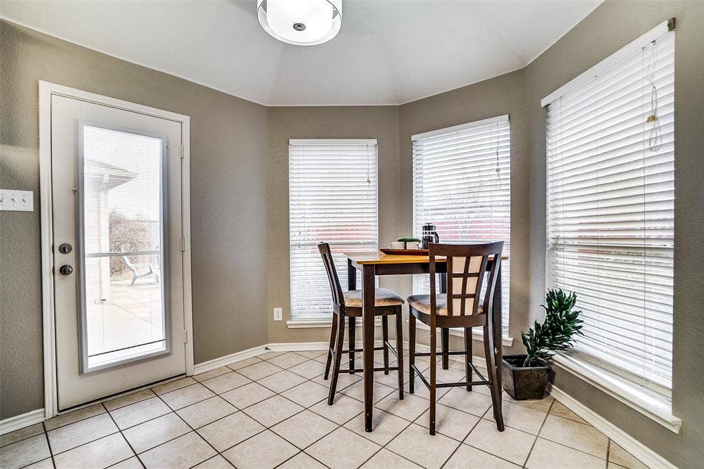 15555 Wrangler Drive, Frisco, TX 75035 15555 Wrangler Drive, Frisco, TX 75035