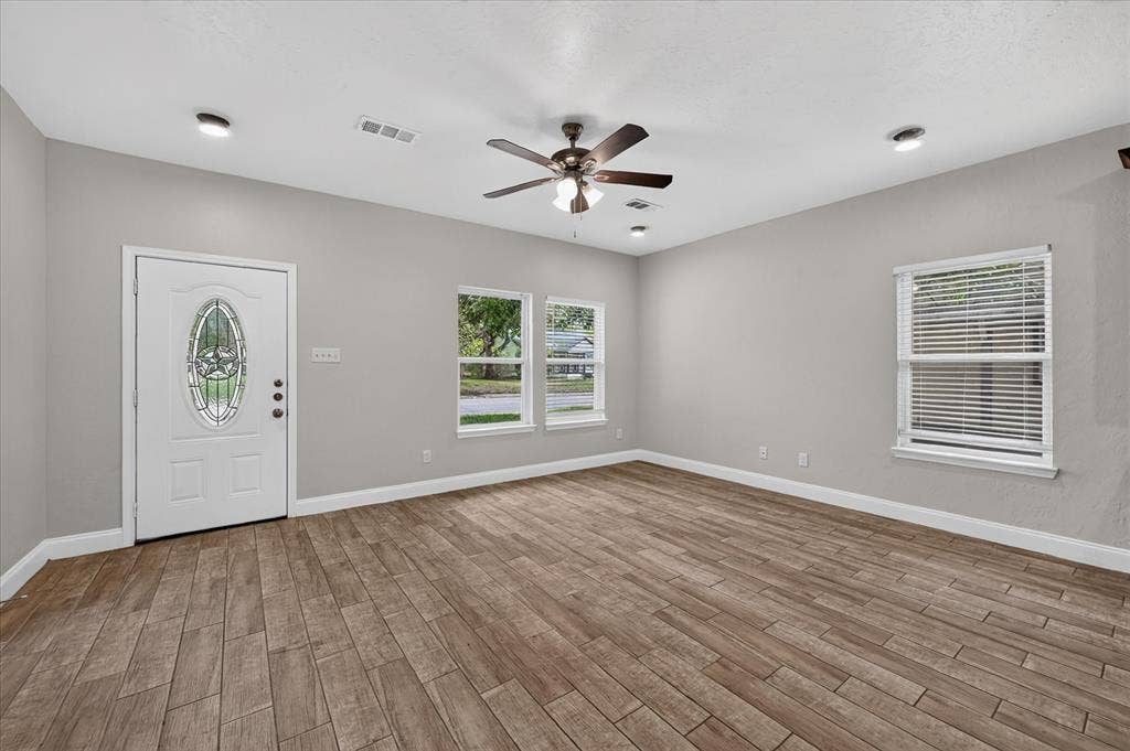 1719 Park Street, Commerce, TX 75428 1719 Park Street, Commerce, TX 75428