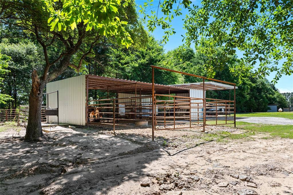 3815 Fm 2088, Quitman, TX 75783