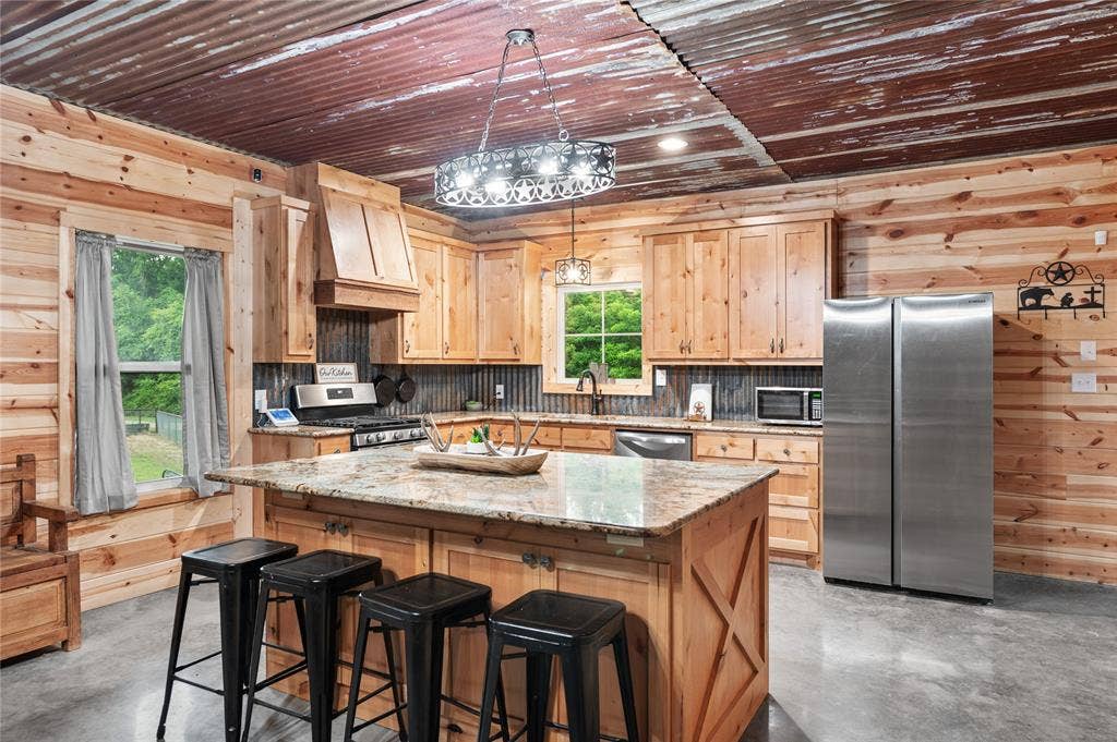 3815 Fm 2088, Quitman, TX 75783