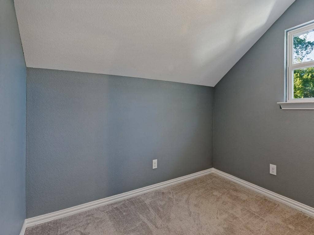 336 Clark Street, Irving, TX 75060 336 Clark Street, Irving, TX 75060