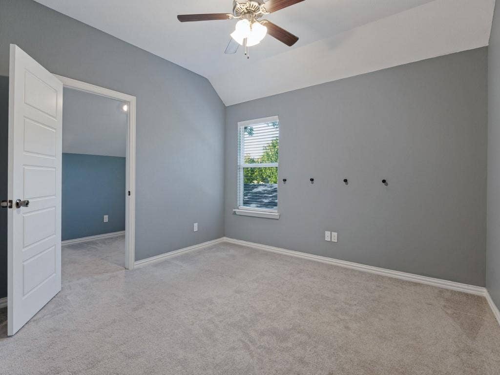 336 Clark Street, Irving, TX 75060 336 Clark Street, Irving, TX 75060