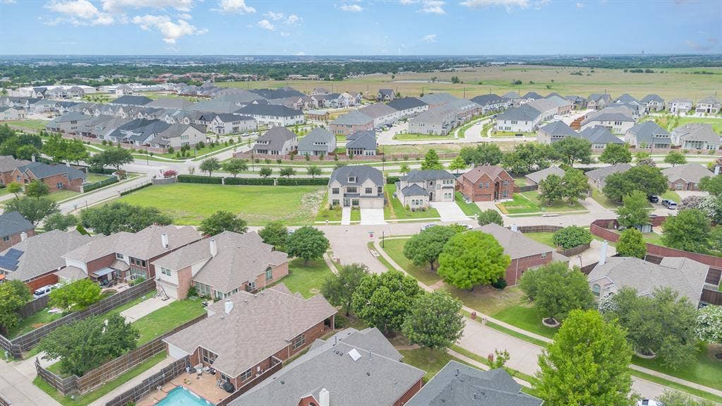 9840 Wyndbrook Drive, Frisco, TX 75035 9840 Wyndbrook Drive, Frisco, TX 75035