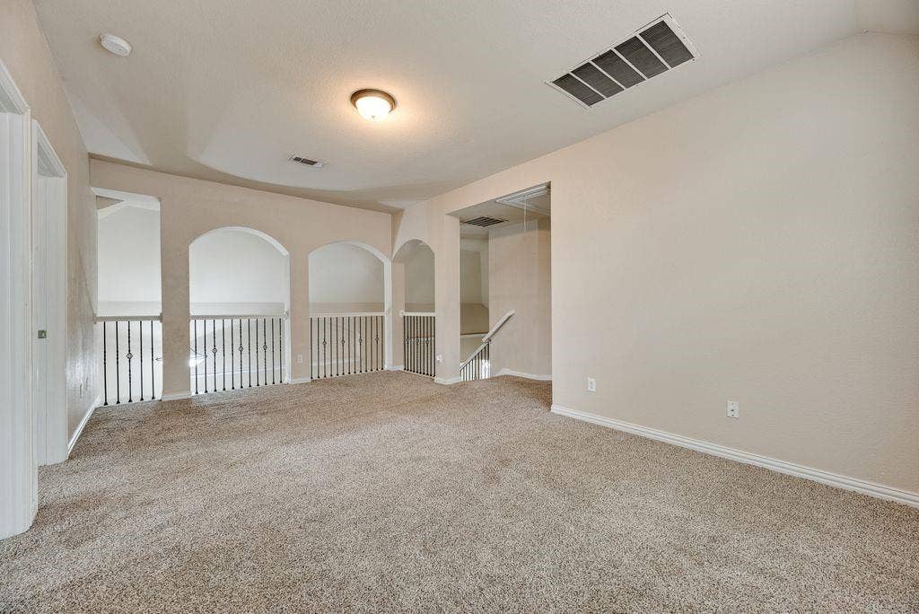 1404 Ashby Drive, Lewisville, TX 75067