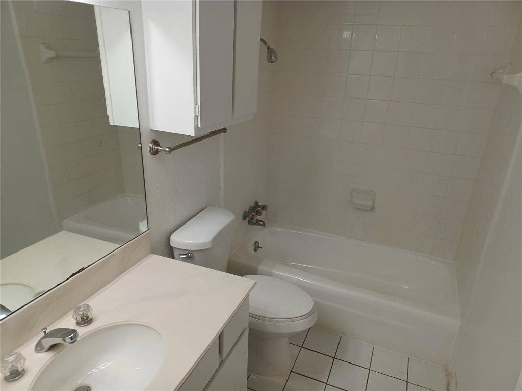 5930 Birchbrook Drive, #115, Dallas, TX 75206