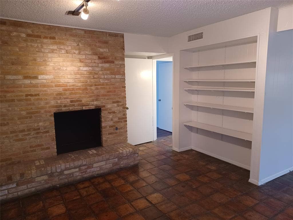5930 Birchbrook Drive, #115, Dallas, TX 75206