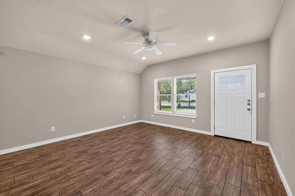 307 N Colbert Avenue, Sherman, TX 75090