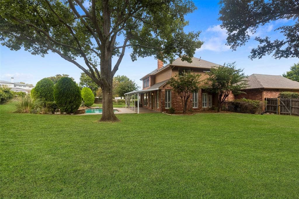 Expansive backyard