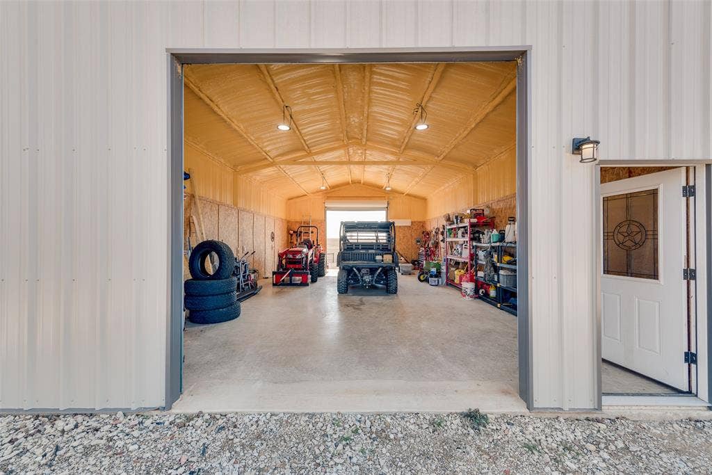 669 Vz County Road 2316, Canton, TX 75103
